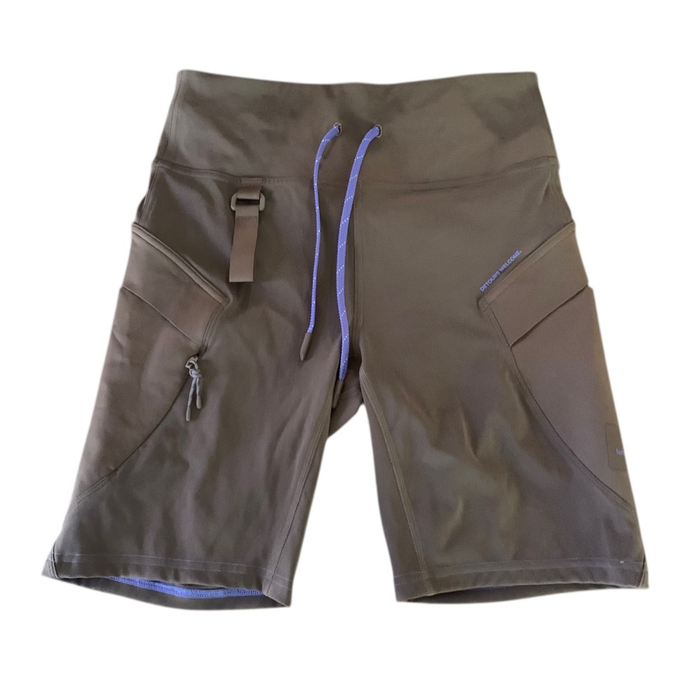 Lululemon Cargo Super-High Rise Hiking Shorts Dark Oxide Sz 8